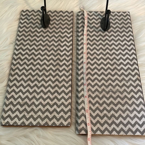 Wall Decor with Hooks 🪝 Chevron style - Picture 8 of 8